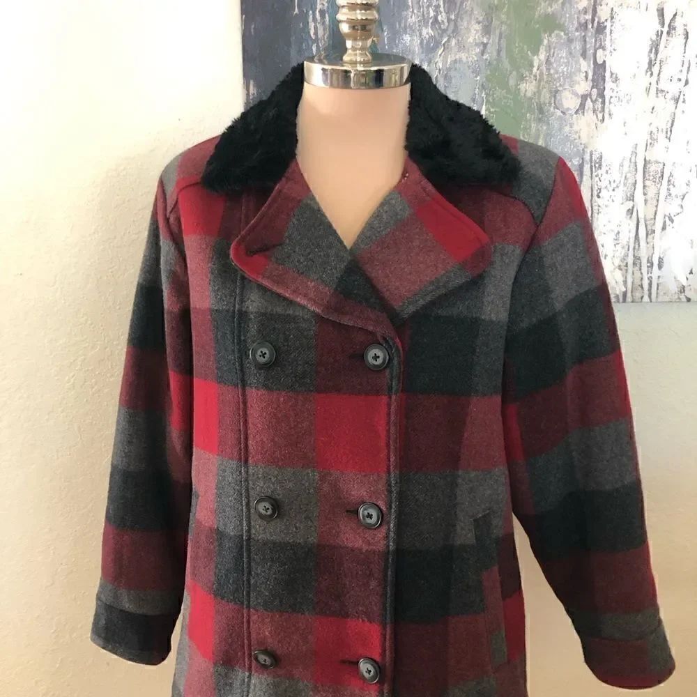 Woolrich Red Black Buffalo Plaid Pea Coat Jacket Womens Medium - 15607 Faux Fur